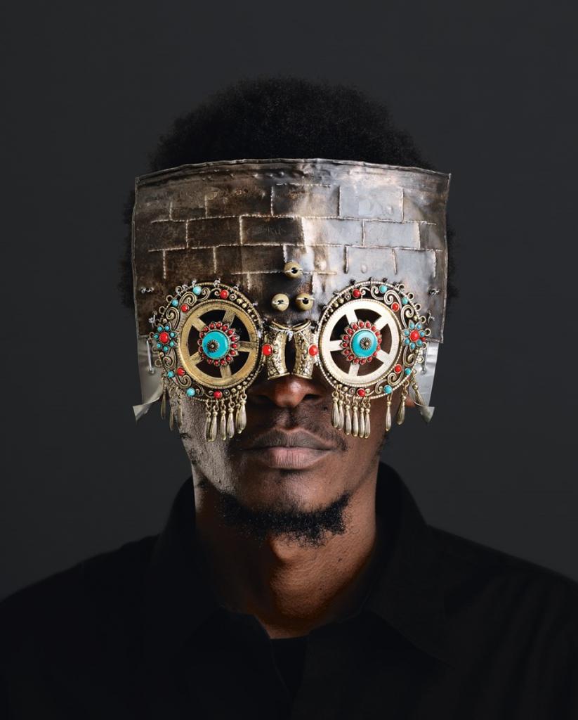 Intricate glasses made of waste materials