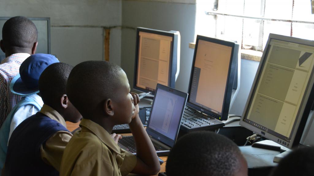 Students using the computers