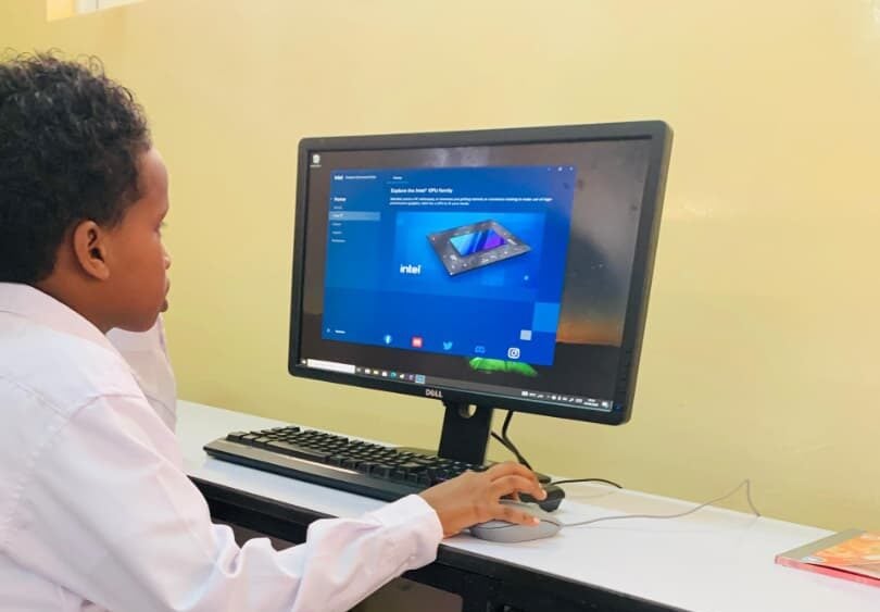 supplying laptops to school